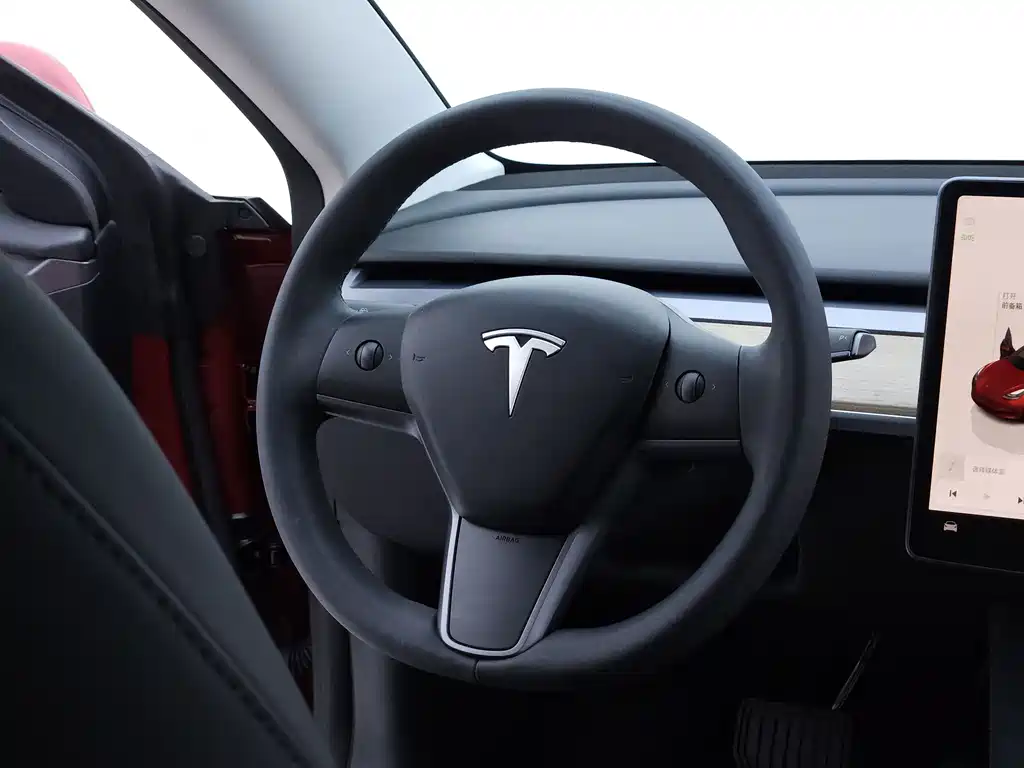 Tesla Model 3 2023 — фото 14
