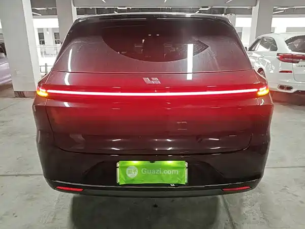 Li Auto L6 2024