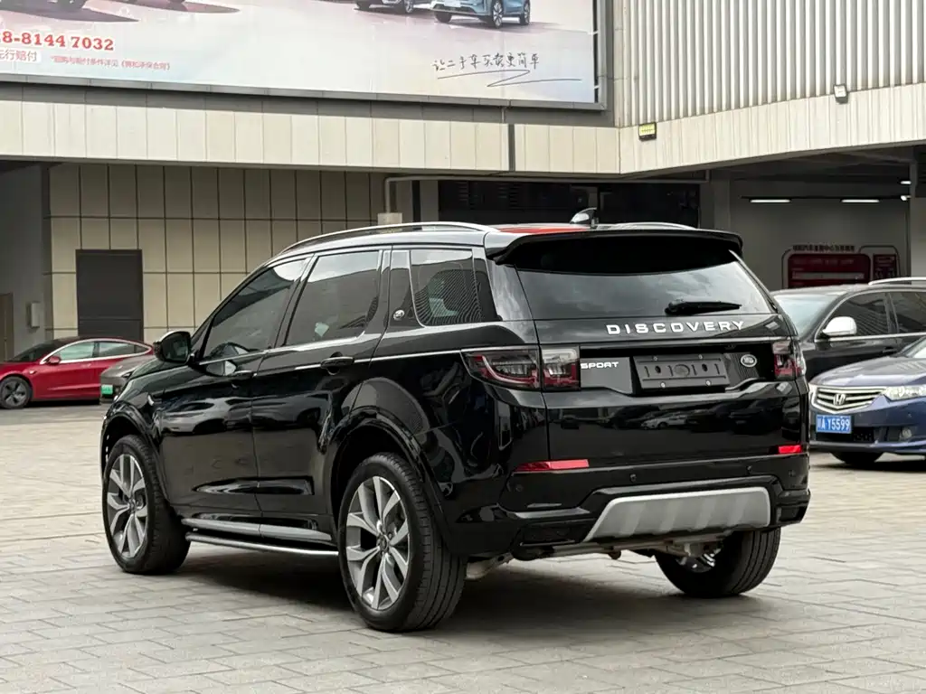 Land Rover Discovery Sport 2024 — фото 7