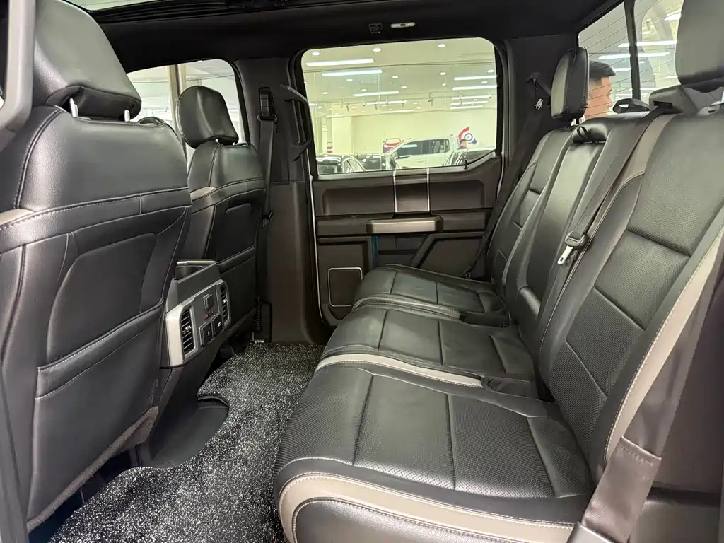 Ford F-150 Raptor 2018 — фото 13