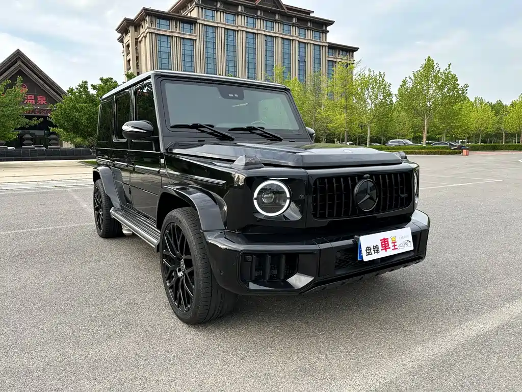 Mercedes-Benz G-Class 2011