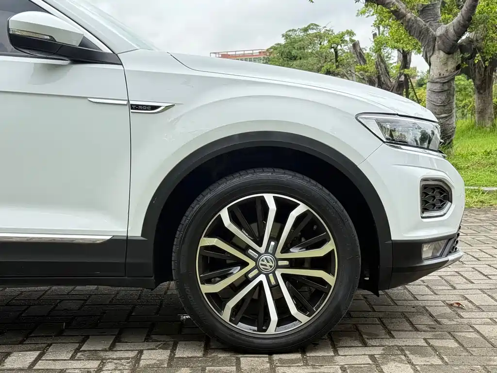 Volkswagen T-Roc 2020 — фото 17