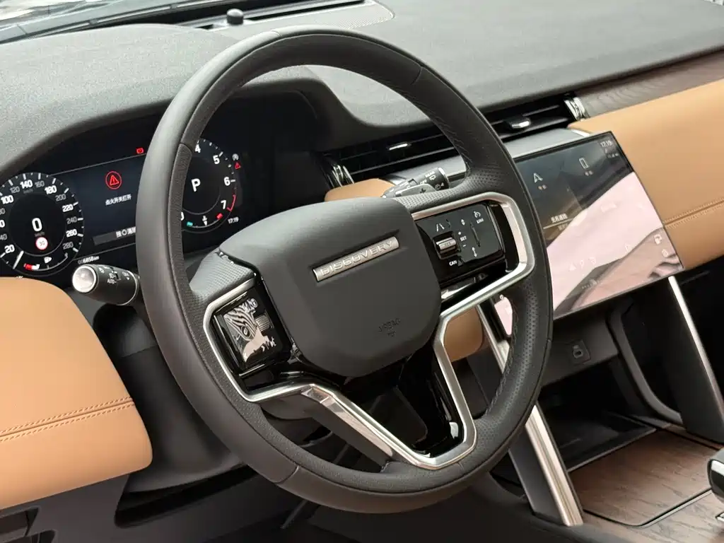 Land Rover Discovery Sport 2024 — фото 17