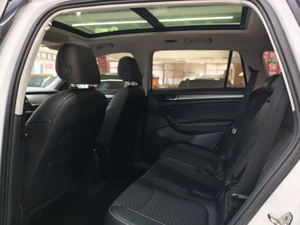 Skoda Kodiaq 2018 — фото 11