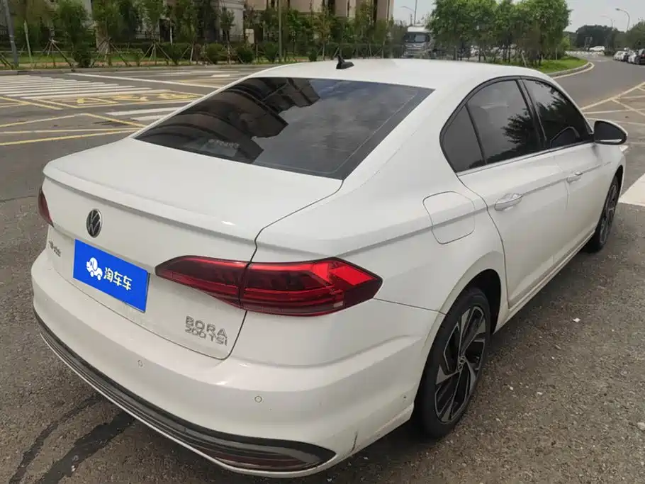 Volkswagen Bora 2023