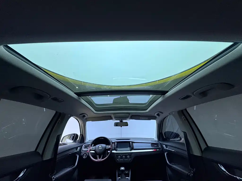 Skoda Kamiq 2023 — фото 10
