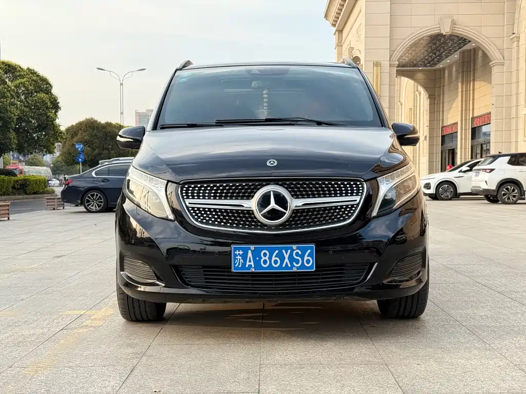 Mercedes-Benz V-Class 2020 — фото 2