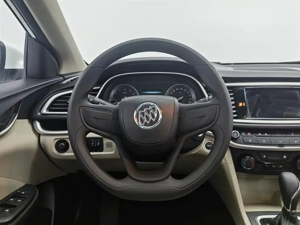 Buick Excelle 2020 — фото 11
