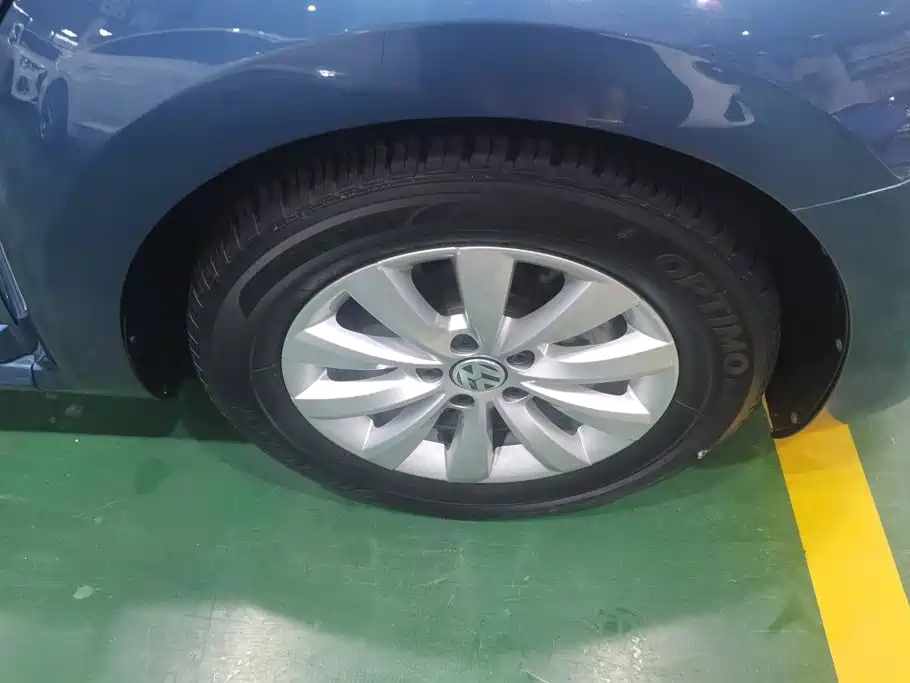 Volkswagen Beetle 2019