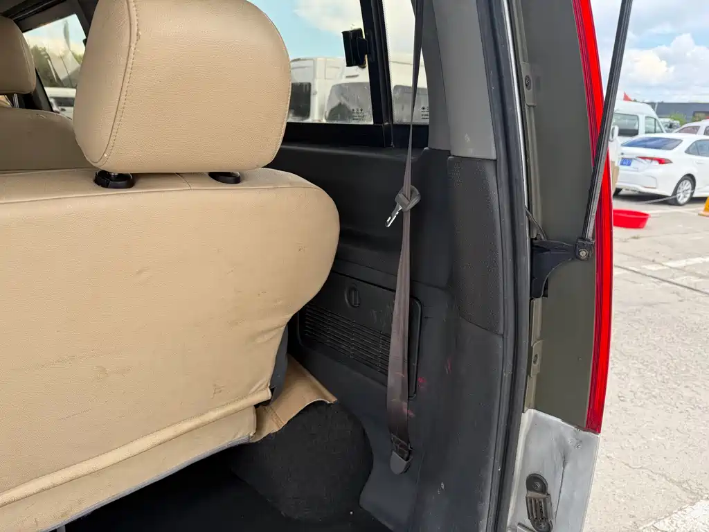 Foton Maverick E 2015 — фото 16