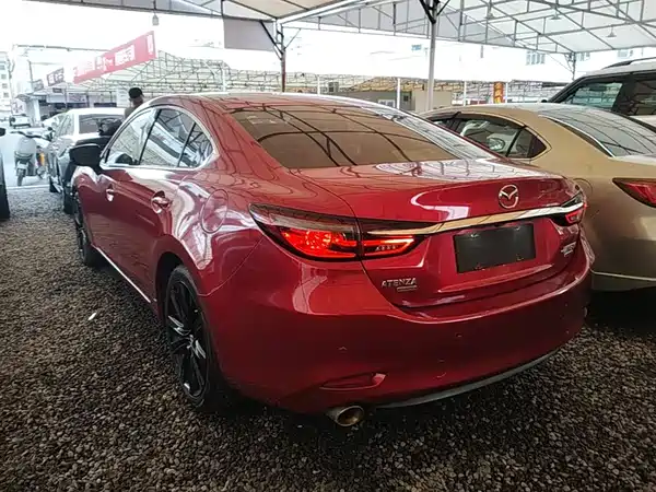 Mazda Atenza 2020