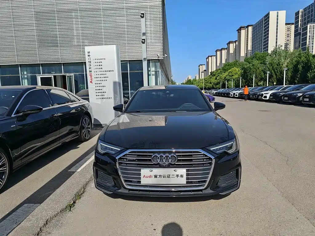 Audi A6L 2020 — фото 1