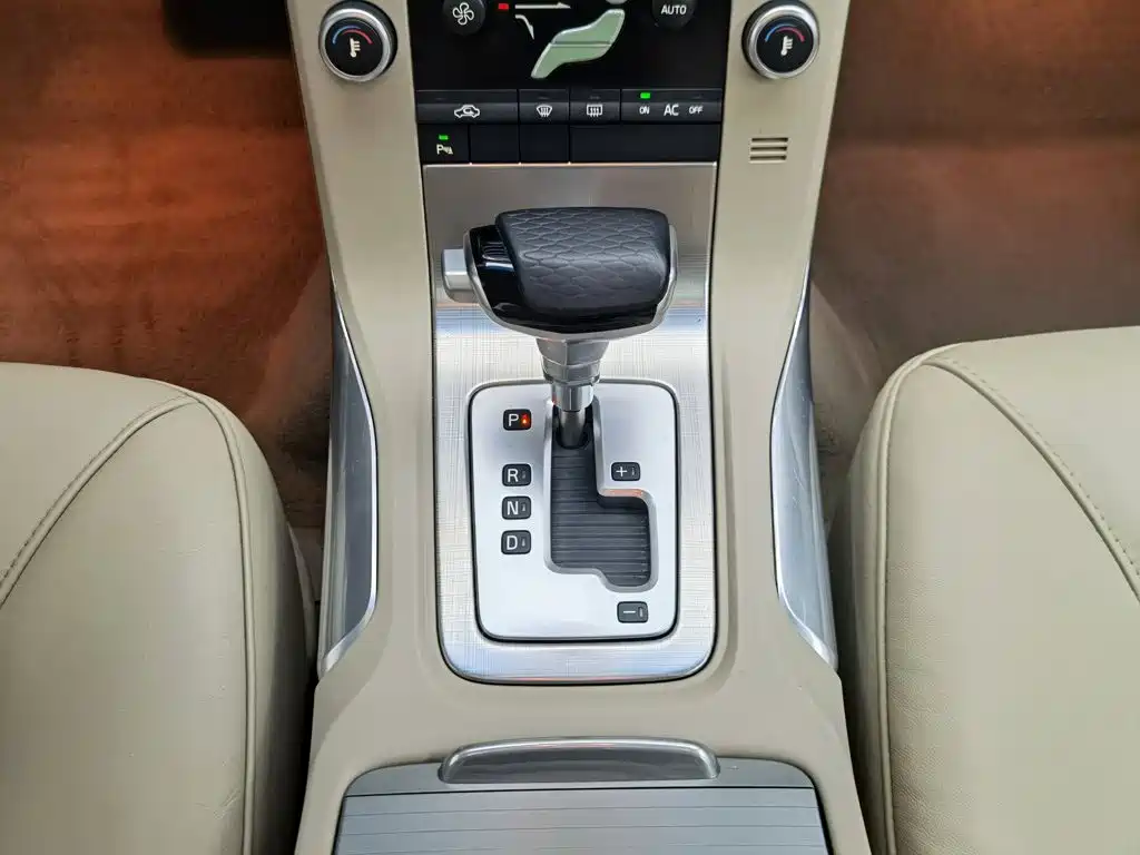 Volvo S80L 2012 — фото 13