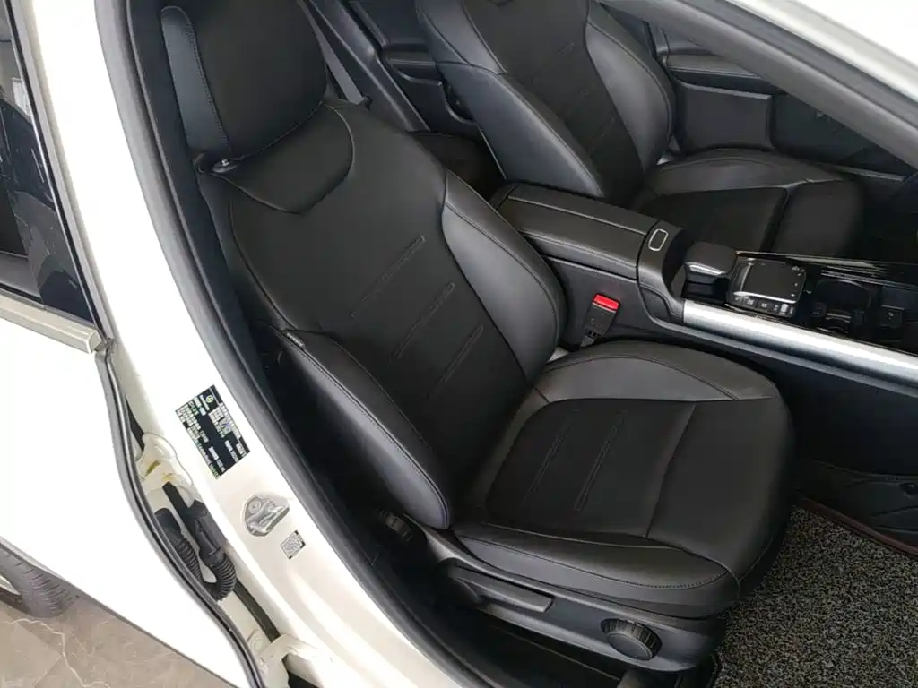 Mercedes-Benz GLA 2022 — фото 25