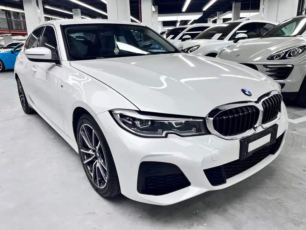 BMW 3 Series 2021