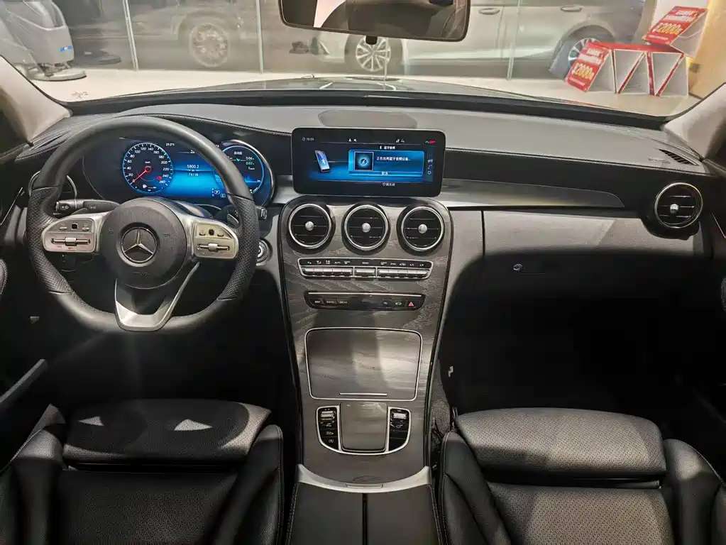Mercedes-Benz C-Class 2020 — фото 13