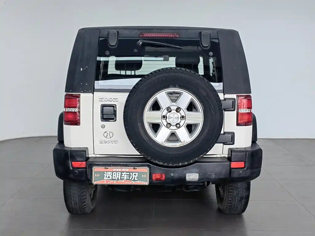 BAIC BJ40 2015 — фото 4