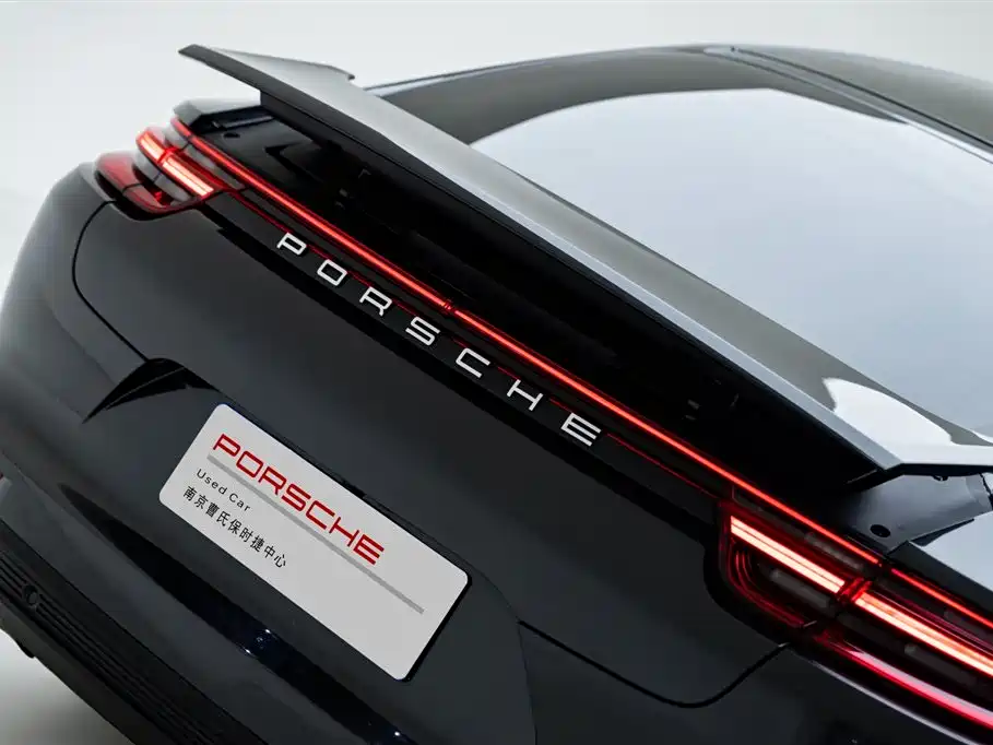 Porsche Panamera 2019 — фото 8