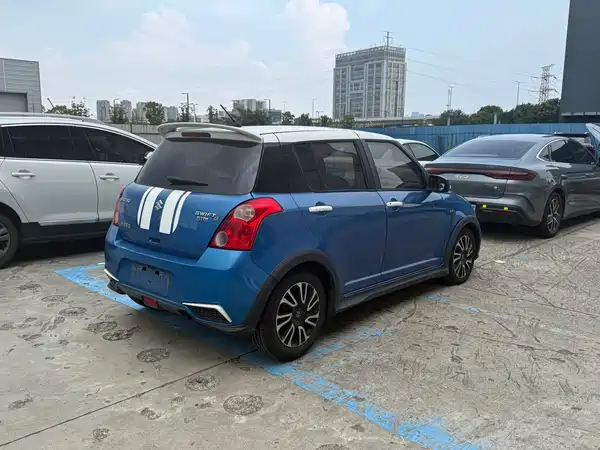 Suzuki Swift 2015