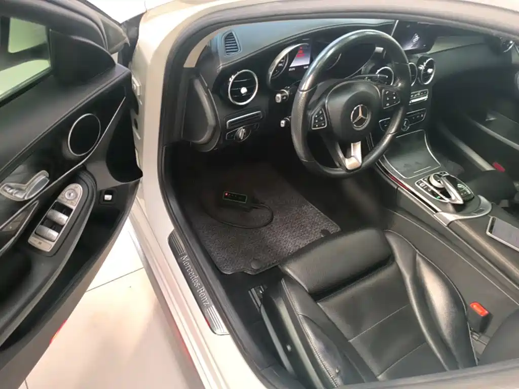Mercedes-Benz C-Class 2017 — фото 16