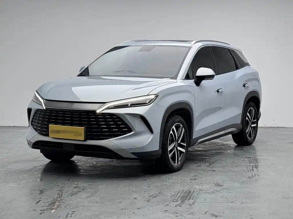 BYD Song L DM-i 2024 — фото 1