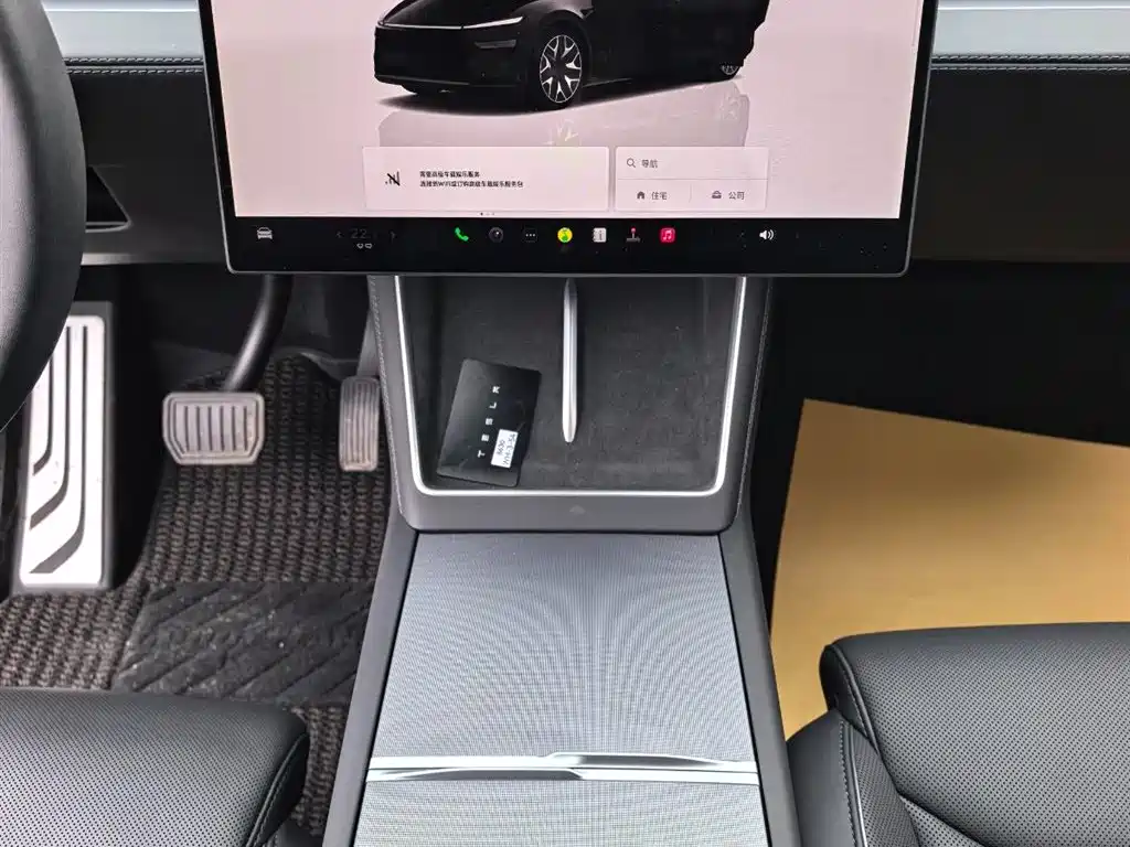Tesla Model Y L 2025 — фото 10