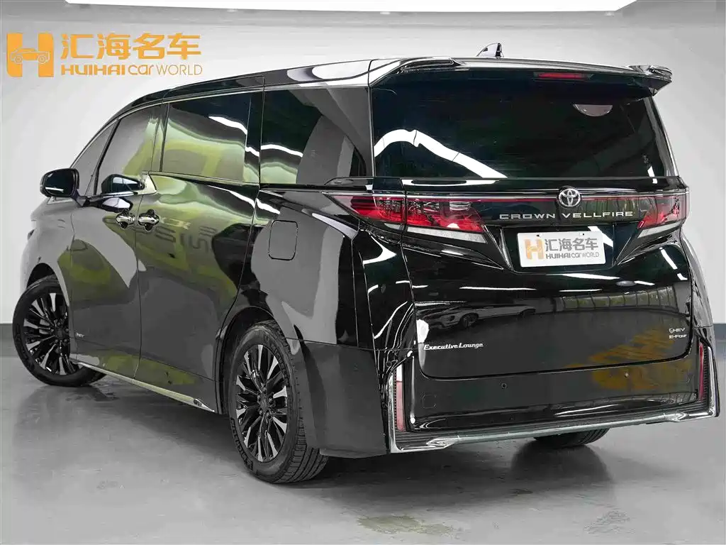 Toyota Vellfire 2025 — фото 4
