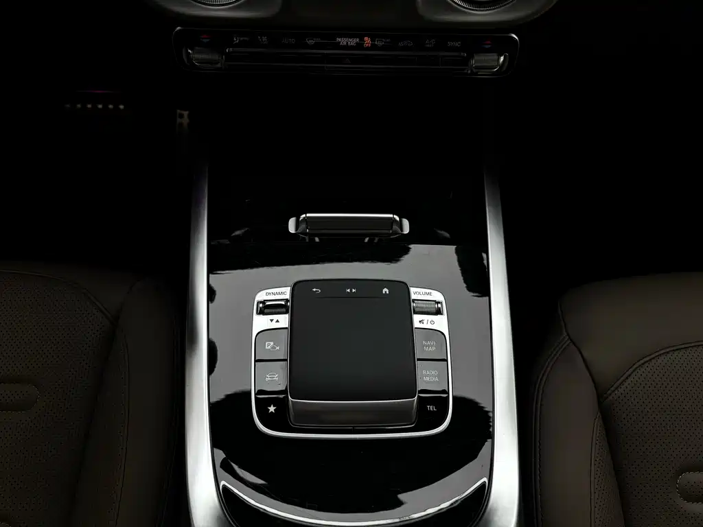 Mercedes-Benz G-Class 2025 — фото 19
