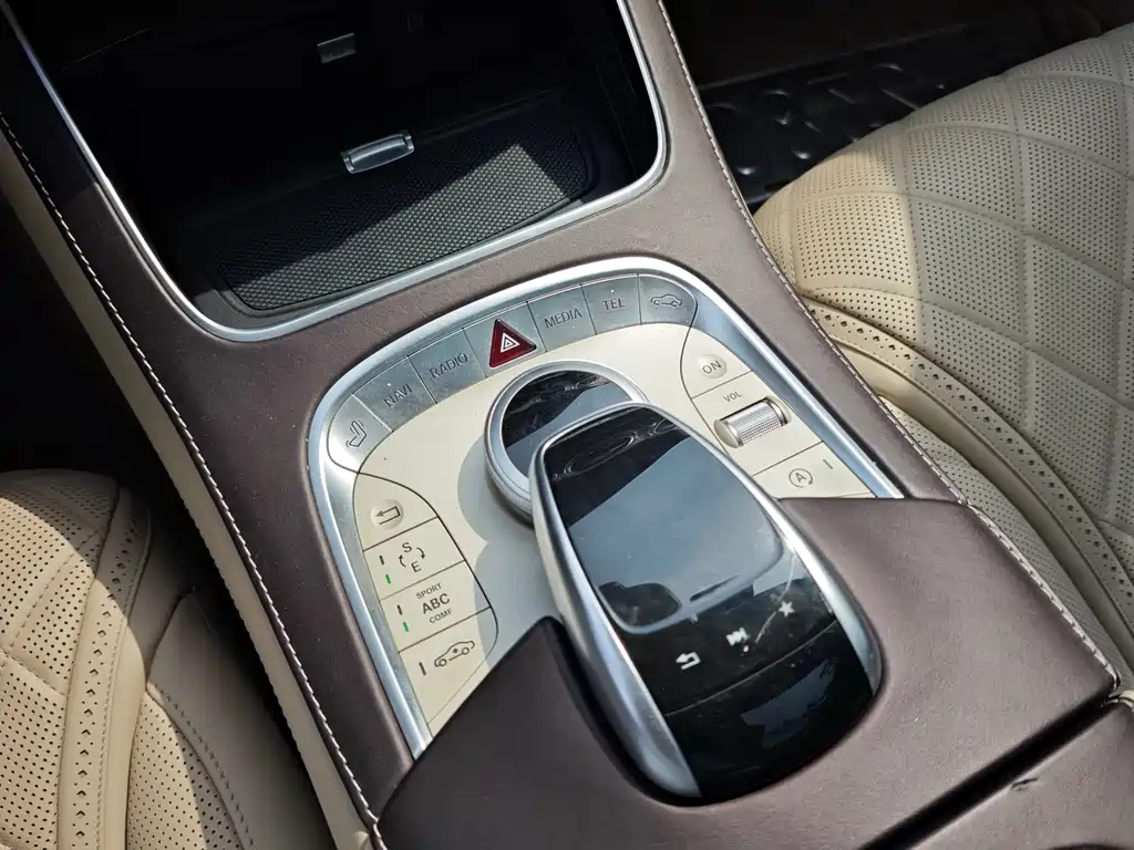 Mercedes-Benz S-Class 2016 — фото 18