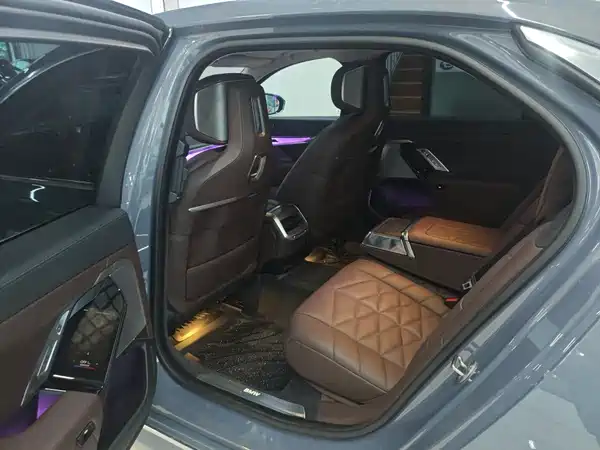 BMW 7 Series 2023