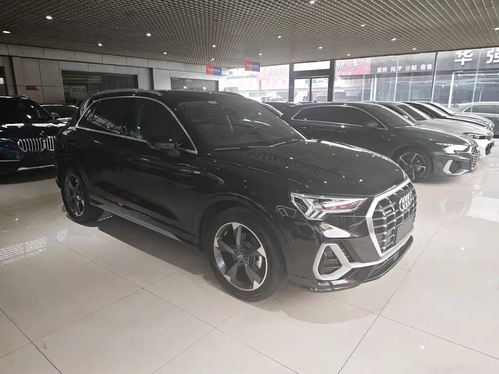 Audi Q3 2021