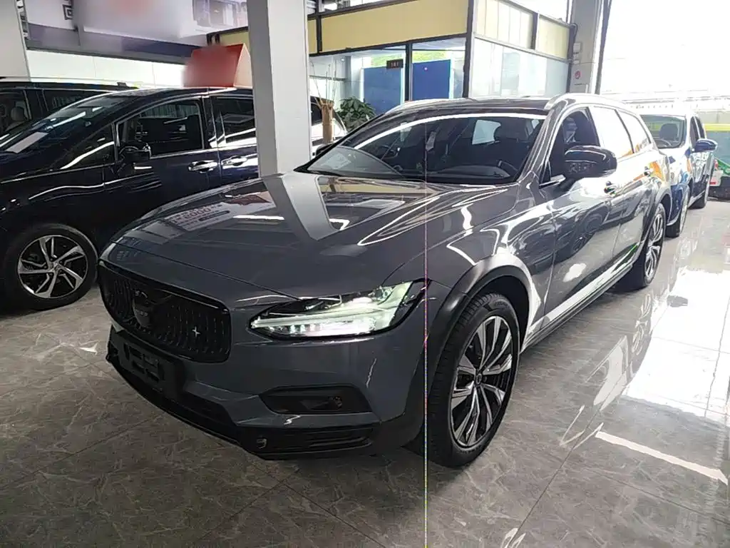 Volvo V90 2021 — фото 2