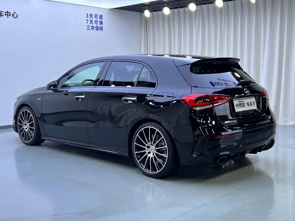 Mercedes-Benz A-Class AMG 2023 — фото 4