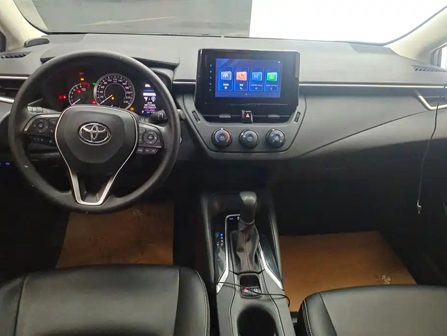 Toyota Corolla 2022 — фото 12