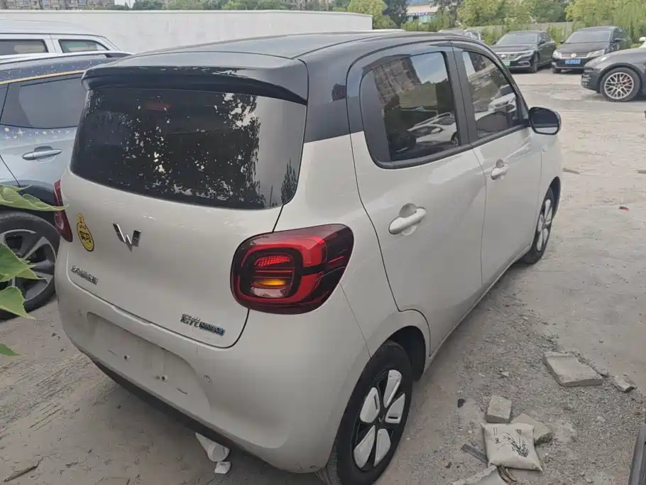 Wuling Hongguang MINIEV 2025
