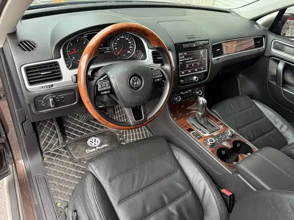 Volkswagen Touareg 2013