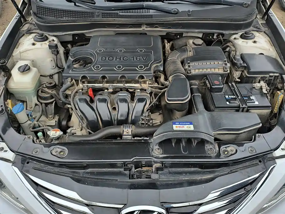 Hyundai Sonata 2014 — фото 10