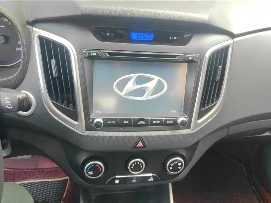 Hyundai ix25 2016 — фото 13