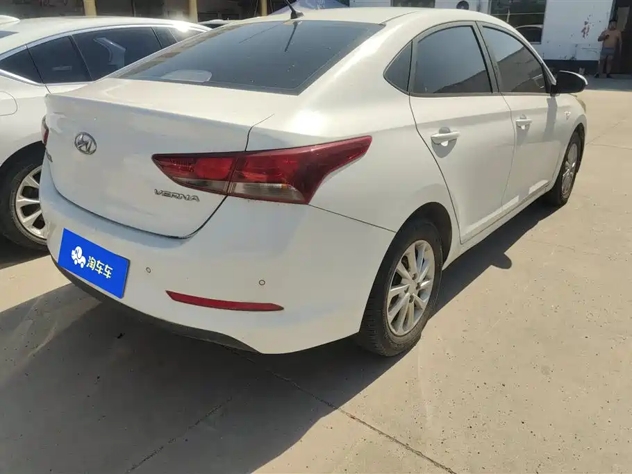 Hyundai Verna 2017 — фото 3