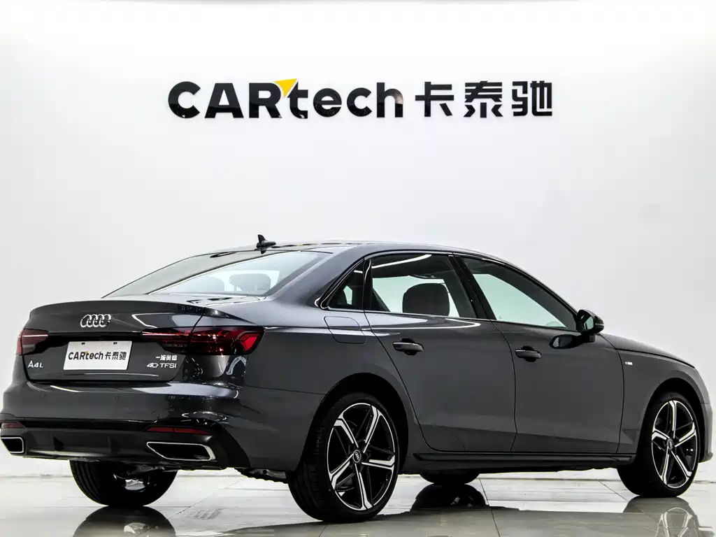 Audi A4L 2025 — фото 24