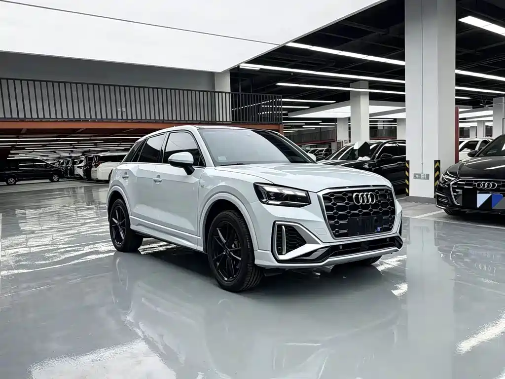 Audi Q2L 2024 — фото 3
