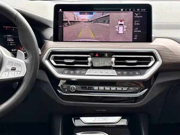 BMW X3 2023