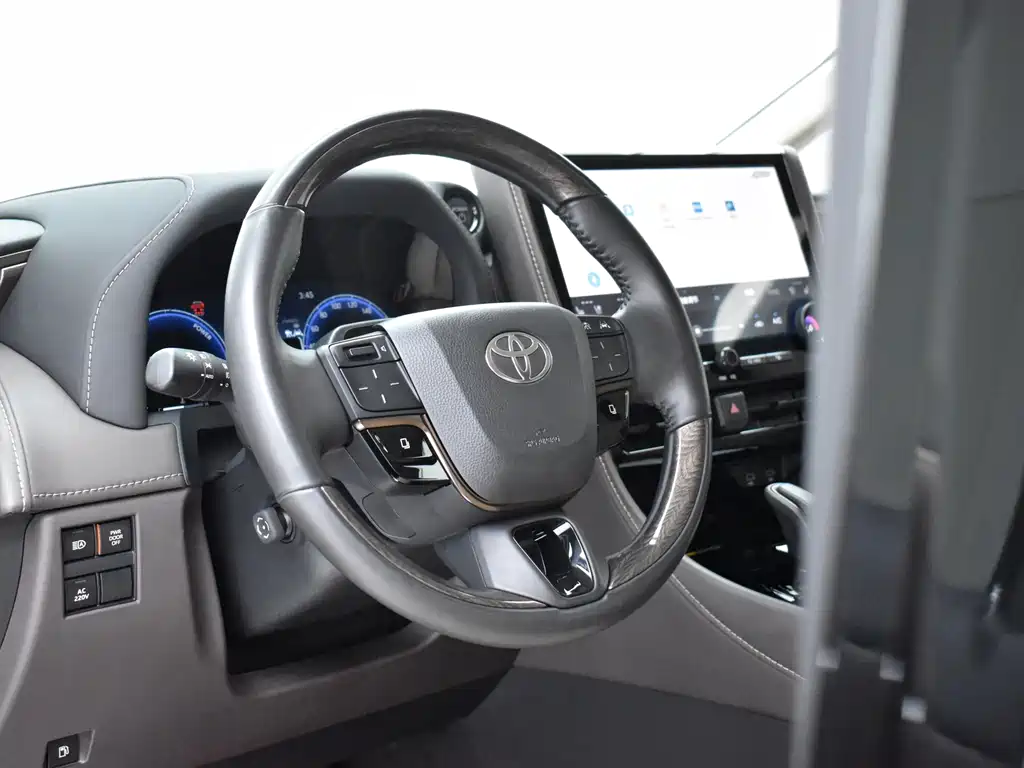 Toyota Alphard 2024 — фото 14