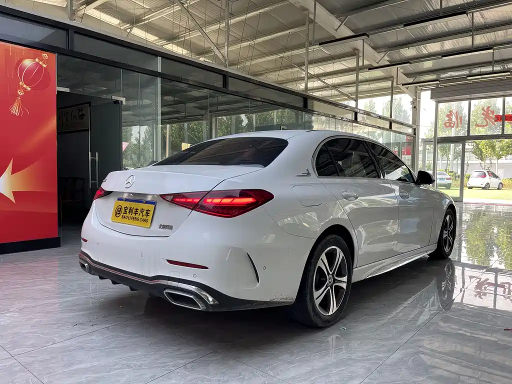 Mercedes-Benz C-Class 2022
