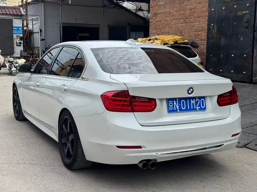 BMW 3 Series 2013