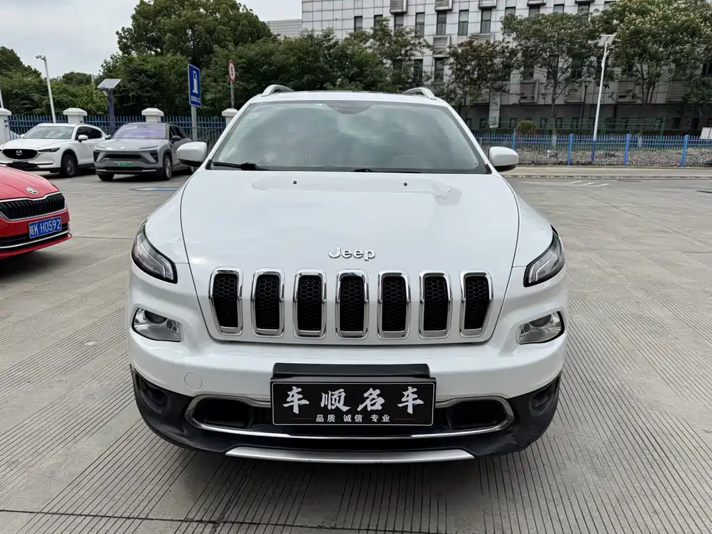 Jeep Cherokee 2018