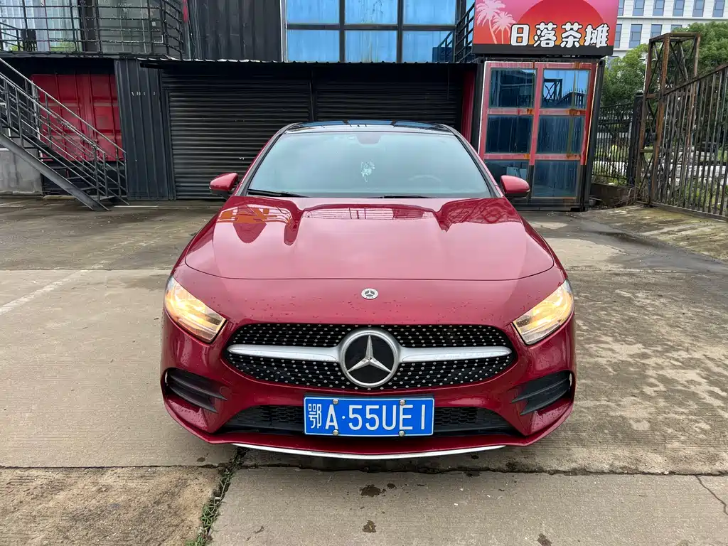 Mercedes-Benz A-Class 2021 — фото 2