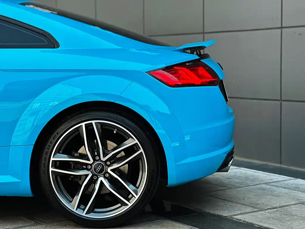 Audi TT 2016 — фото 16