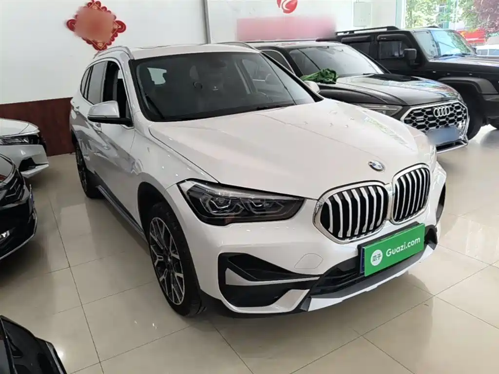 BMW X1 2022 — фото 4