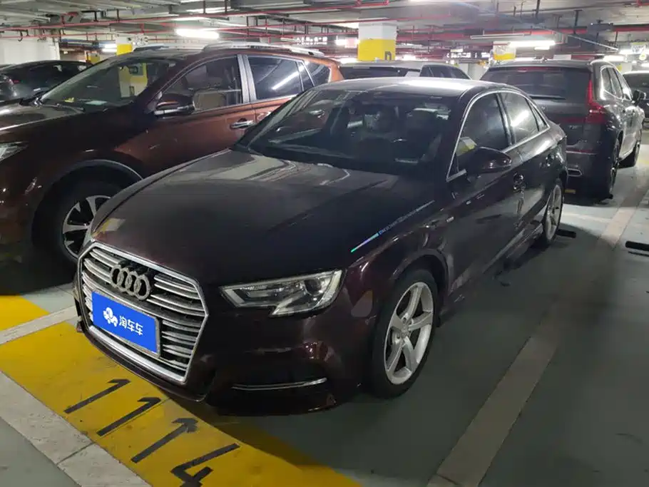 Audi A3 2017 — фото 1